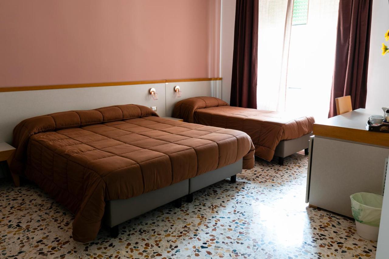 Spira Mirabilis Napoli Hotel Kültér fotó
