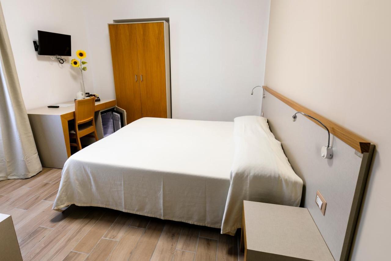 Spira Mirabilis Napoli Hotel Kültér fotó