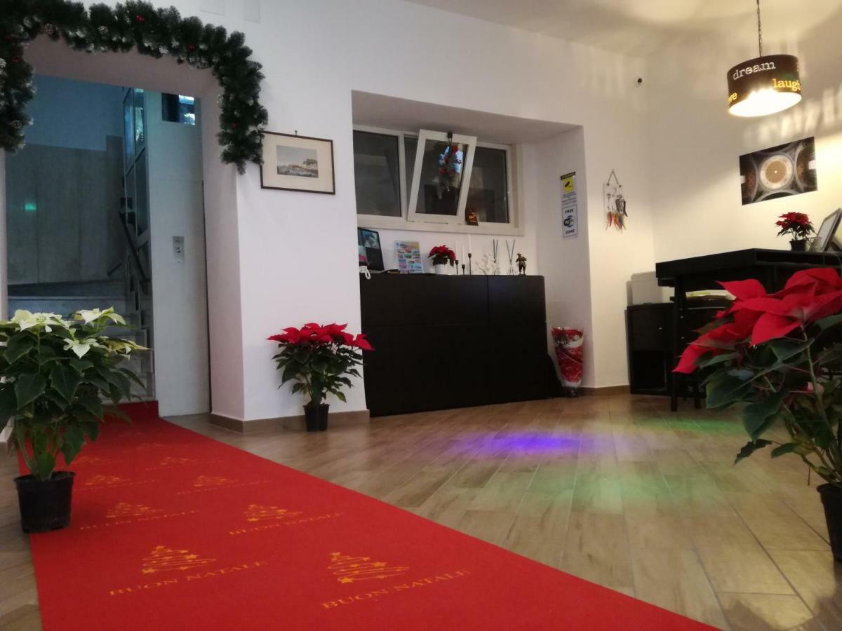Spira Mirabilis Napoli Hotel Kültér fotó